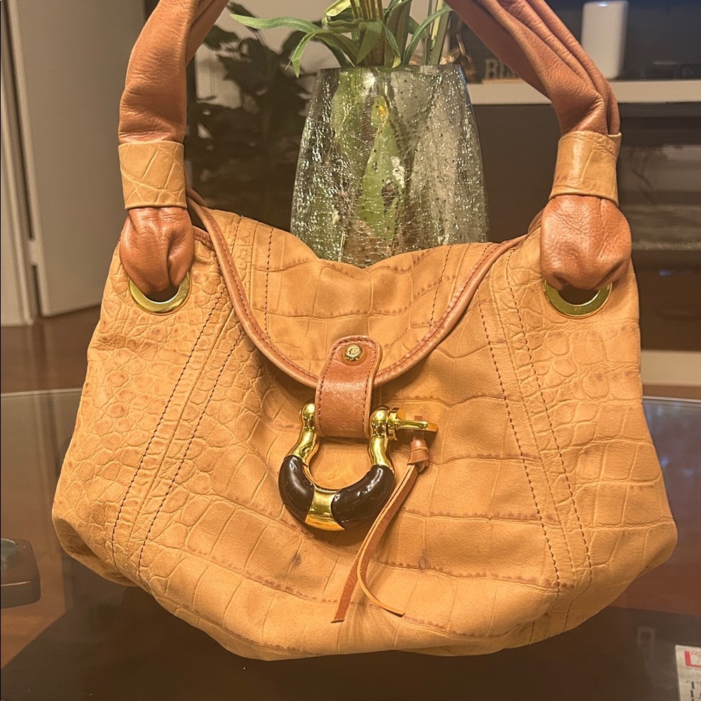 Elegant Tan Croc-Embossed leather Hobo Bag - Picture 3 of 13